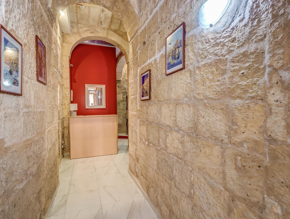 Tano'S Boutique Guesthouse Валета Екстериор снимка